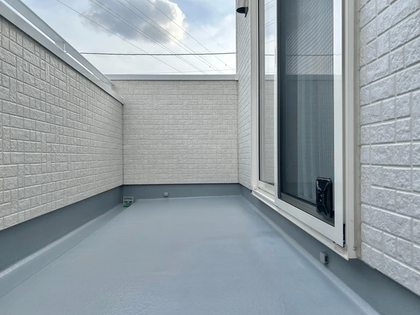 Balcony waterproofing and deck sealing